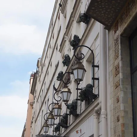 Istria By Magna Arbor Hotel Paris